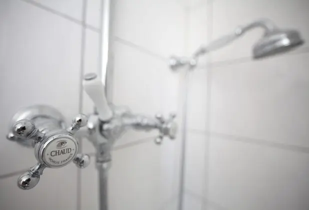 Tek Büyük Yataklı Oda (70)