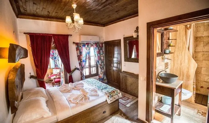 Cumbalı Deluxe Oda