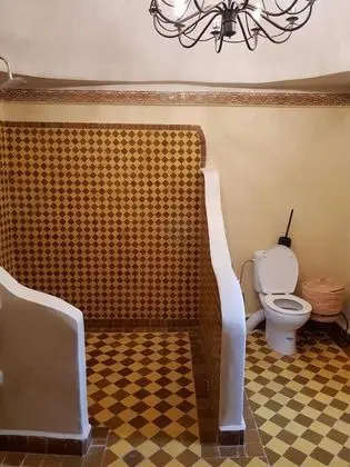Üç Kişilik Oda