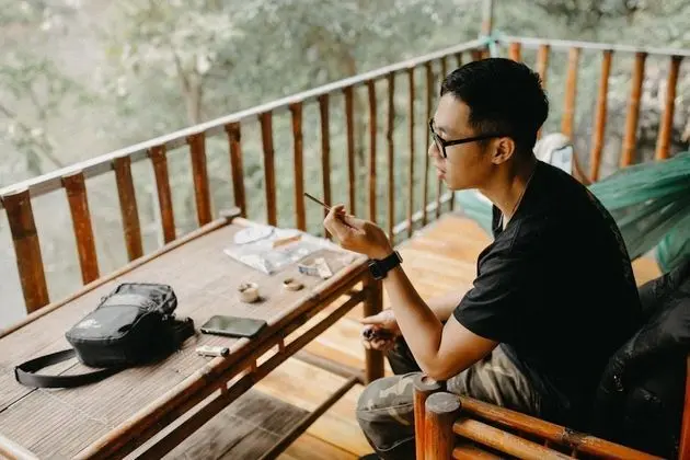 Honeymoon Oda, Dağ Yamacı