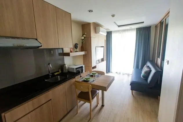 One Bedroom Apartment
