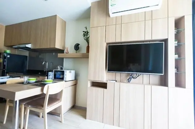 One Bedroom Apartment