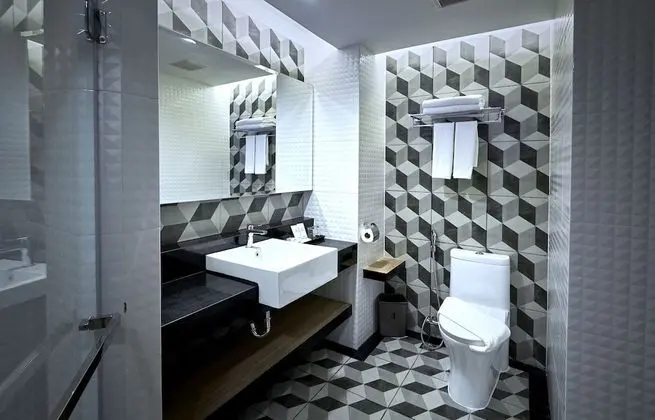 One Bed Suite