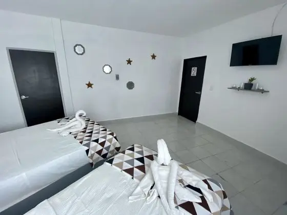 Deluxe Stüdyo Süit, Birden Çok Yatak