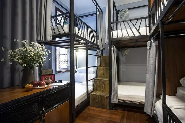 Ortak Ranzalı Oda, Karma Ranzalı Oda (Bed in 10-bed)