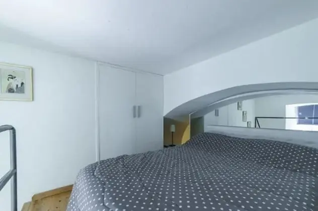 Basic Apart Daire, 1 Büyük (Queen) Boy Yatak ve Çekyat