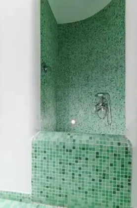 Basic Apart Daire, 1 Büyük (Queen) Boy Yatak ve Çekyat