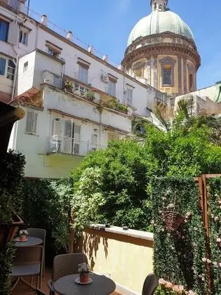 Deluxe Tek Büyük Yataklı Oda, Teras