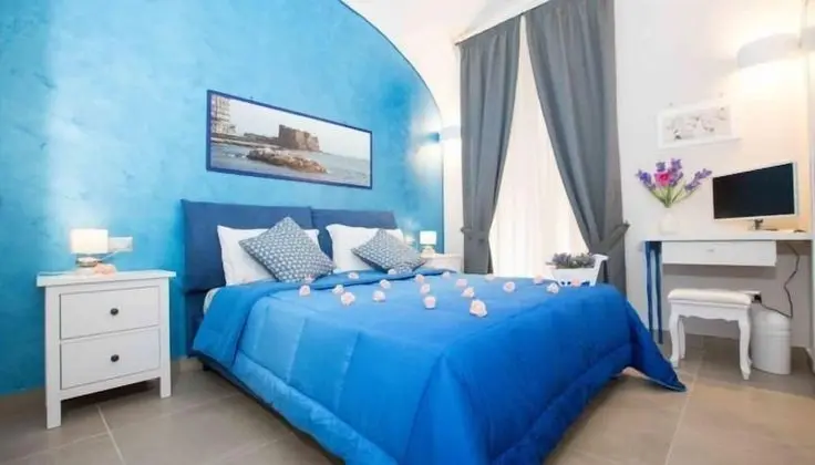 Standard Tek Büyük Yataklı Oda