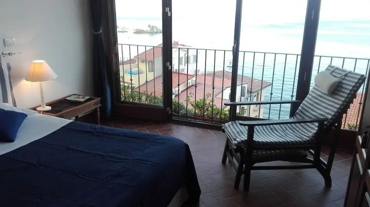 Superior Tek Büyük Yataklı Oda, Deniz Manzaralı