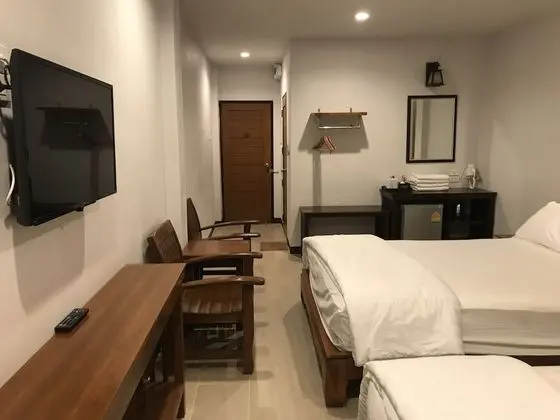 Garden view room for 4 person