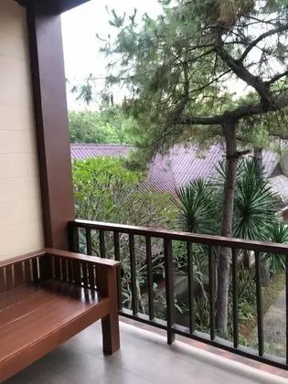 Garden view room for 4 person
