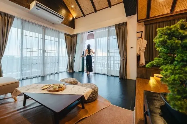 Grand Oriental Suite