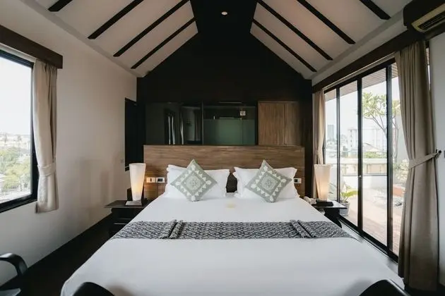 Oriental Suite