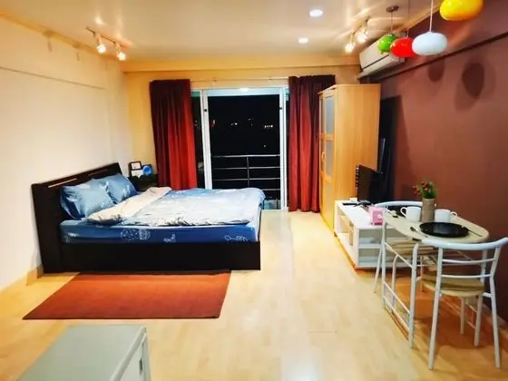 1 Bedroom Condo
