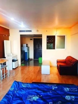 1 Bedroom Condo