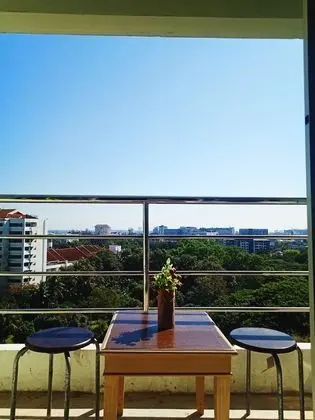 1 Bedroom Condo