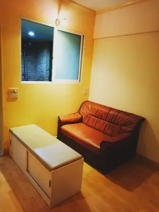 1 Bedroom Condo