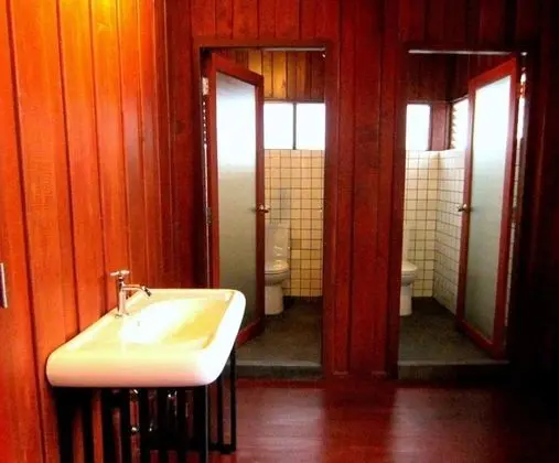 Ortak Ranzalı Oda, Karma Ranzalı Oda, Ortak Banyo
