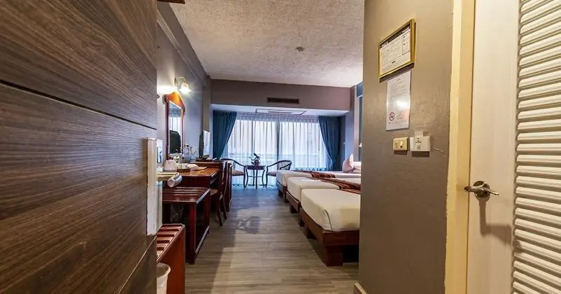 Deluxe Family Triple Room