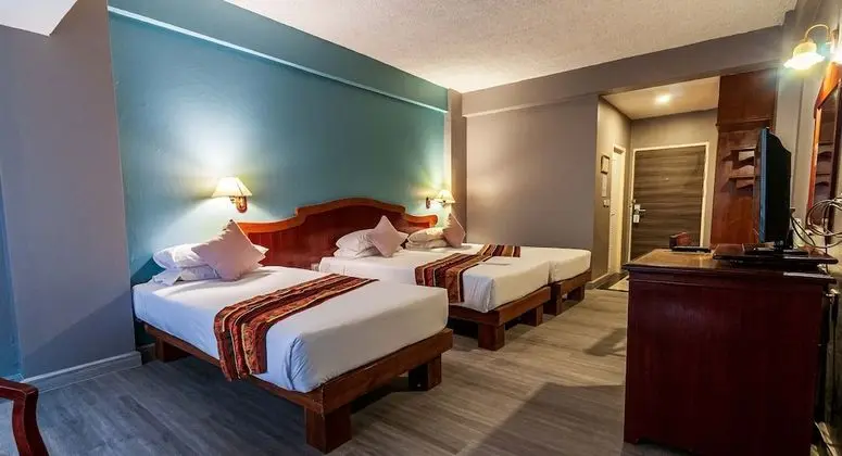 Deluxe Family Triple Room
