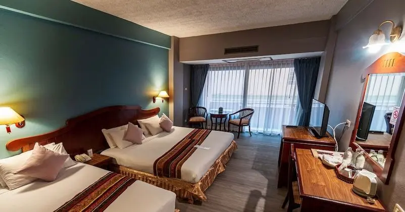 Deluxe Family Triple Room