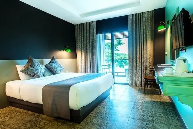 Deluxe Tek Büyük Yataklı Oda, Nehir Manzaralı (Couple)