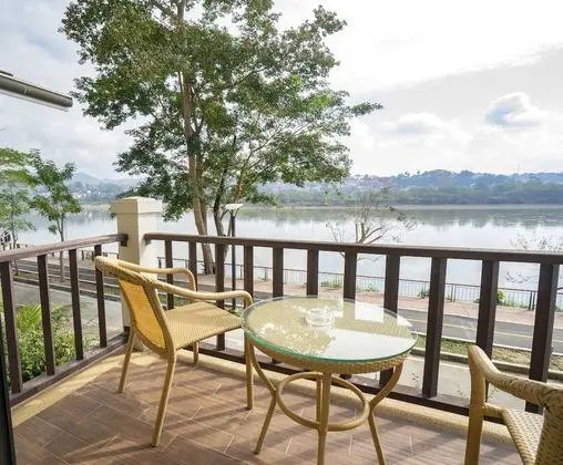 Tek Büyük veya İki Ayrı Yataklı Oda, Nehir Manzaralı (Resort)