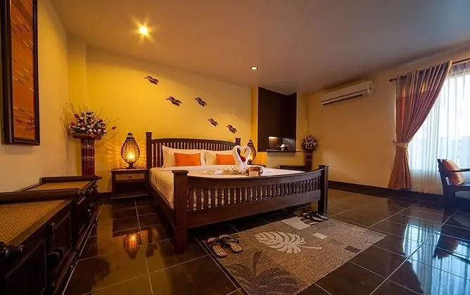 Jasmine Suite with Spa Bath