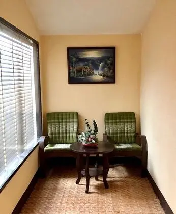 Senior Tek Büyük Yataklı Oda
