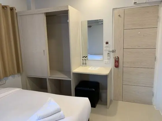 Economy Tek Büyük Yataklı Oda