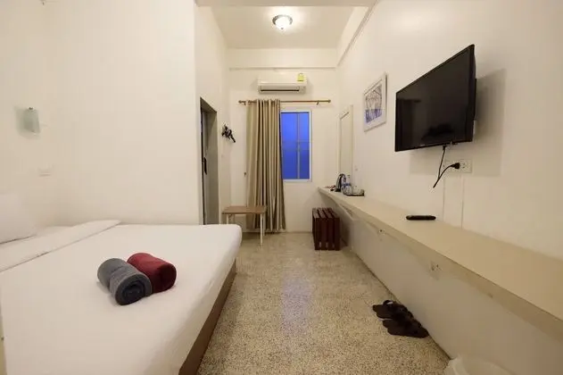 Standard Room (Room Only)