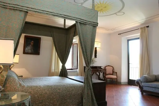 Design Tek Büyük Yataklı Oda, 1 Yatak Odası, Üzüm Asması Manzaralı