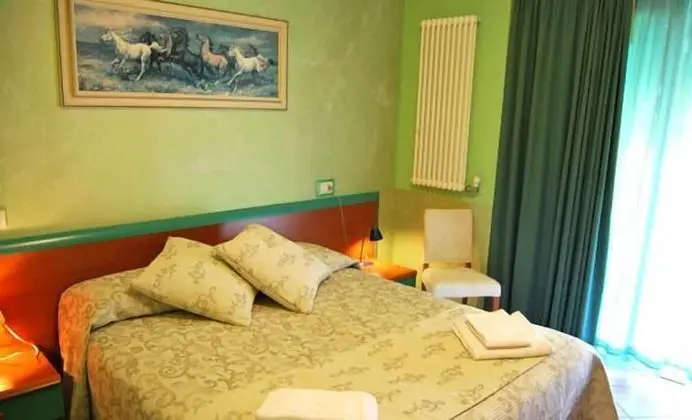 Dört Kişilik Oda