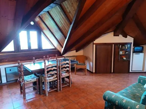 Çatı Katı (Loft), 1 Yatak Odası, Göl Manzaralı