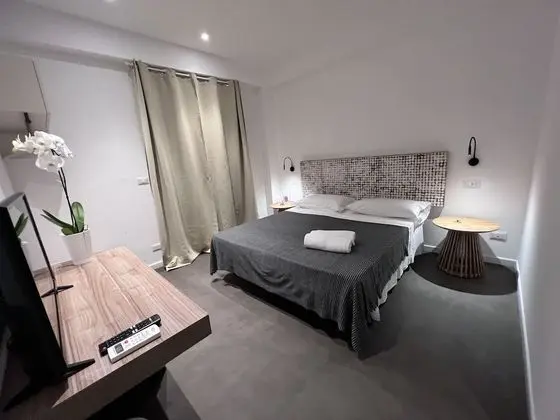 Tek Büyük Yataklı Oda