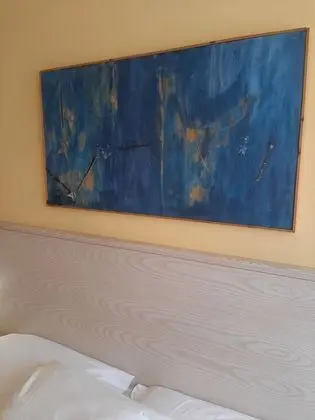 Üç Kişilik Oda, Birden Çok Yatak, Sigara İçilmez