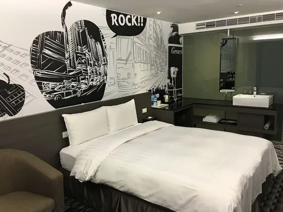 Deluxe Tek Büyük Yataklı Oda