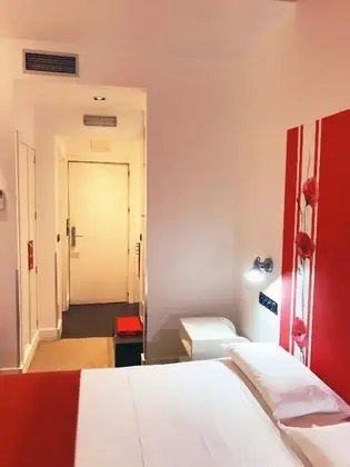 Habitación Doble Grande o 2 Individuales
