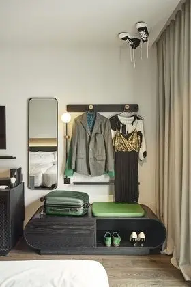 Tek Büyük veya İki Ayrı Yataklı Oda, Balkon, Şehir Manzaralı