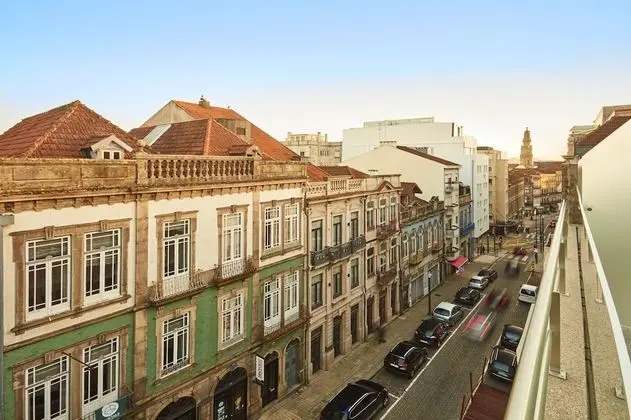 Tek Büyük veya İki Ayrı Yataklı Oda, Balkon, Şehir Manzaralı