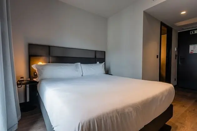 Tek Büyük Yataklı Oda, Balkon (Small)