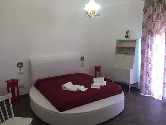 Dört Kişilik Oda, Deniz Manzaralı