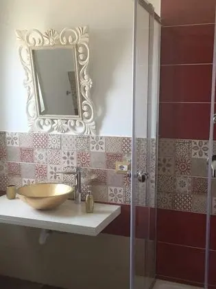 Dört Kişilik Oda, Deniz Manzaralı