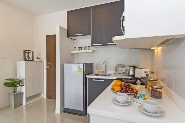 Deluxe Stüdyo Süit, Mutfak, Bahçe Manzaralı