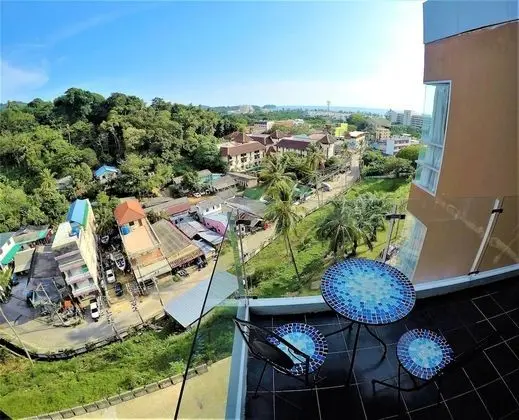 Deluxe Apartment, King Bed, Balcony, Seaview