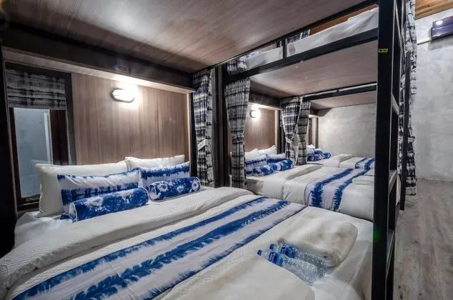 Double Bed Mixed Dorm