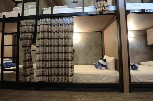 Single Bed Mixed Dorm