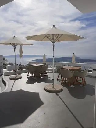 Junior Süit (Indoor Jacuzzi, Caldera View)