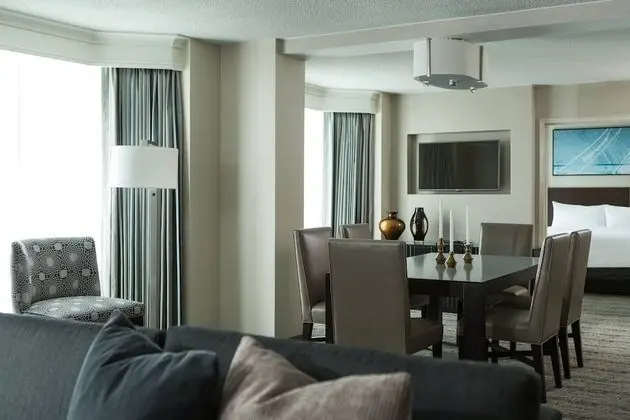 Süit, 1 En Büyük (King) Boy Yatak (Hospitality)